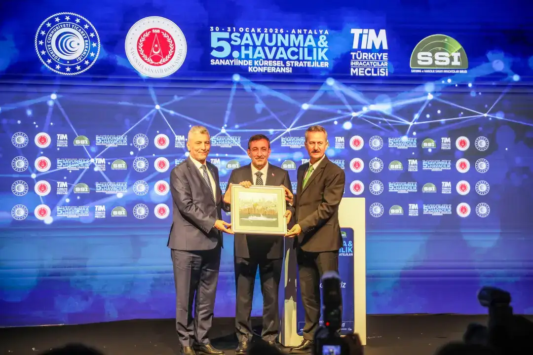 antalyada-cevdet-yilmazdan-savunma-sanayii-vurgusu-turkiye-avantajli-konumda