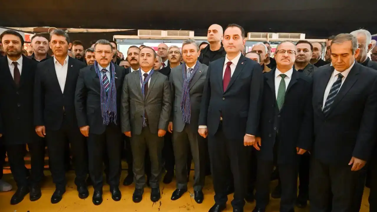 antalyada-karadeniz-ruzgari-trabzon-tanitim-gunleri-kapilarini-acti