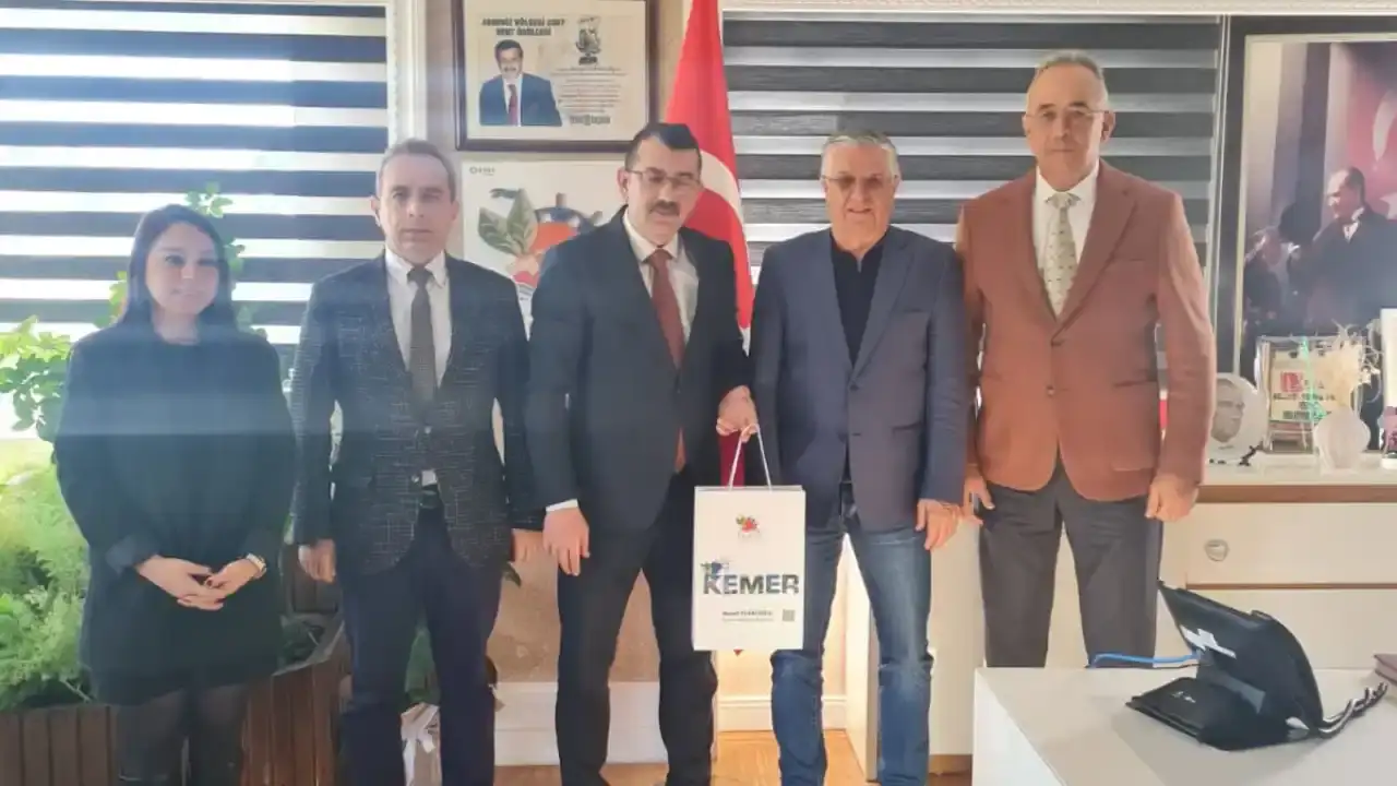 kemer-belediyesinde-sendikal-zirve