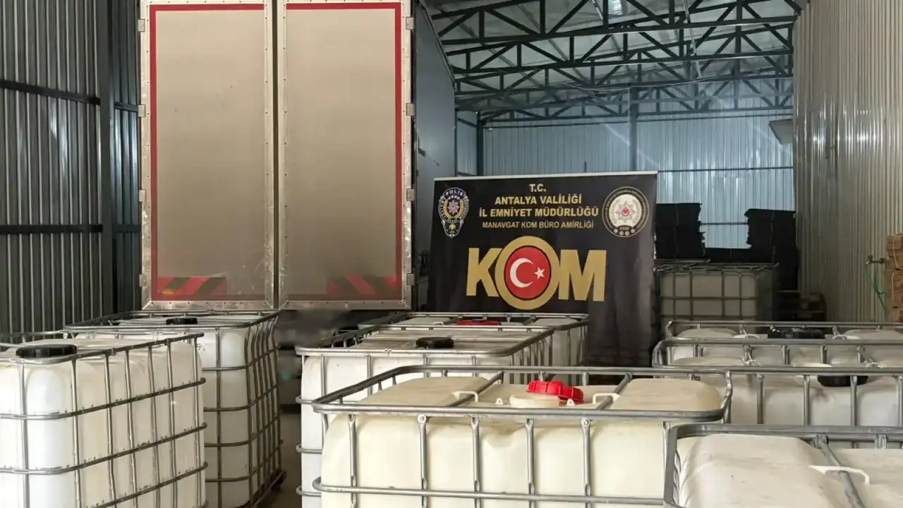 komdan-antalya-genelinde-operasyon-14-supheli-tutuklandi