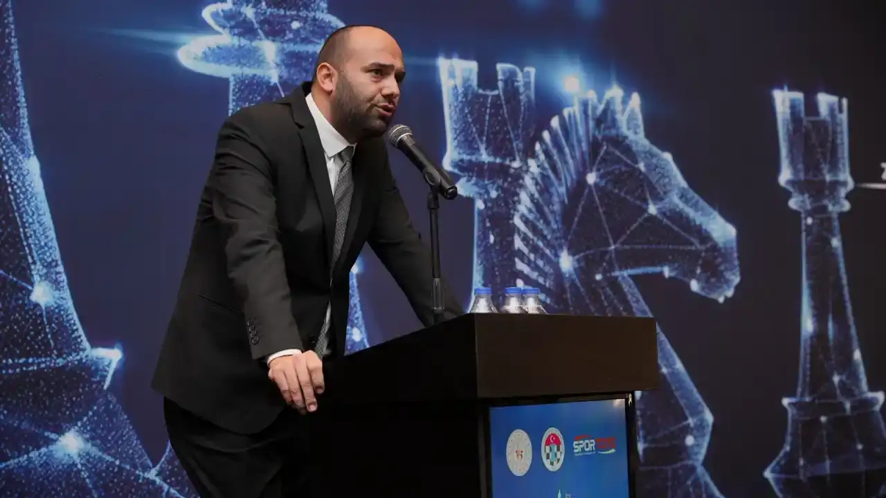 antalyada-2-bin-884-sporcu-hamle-yapti