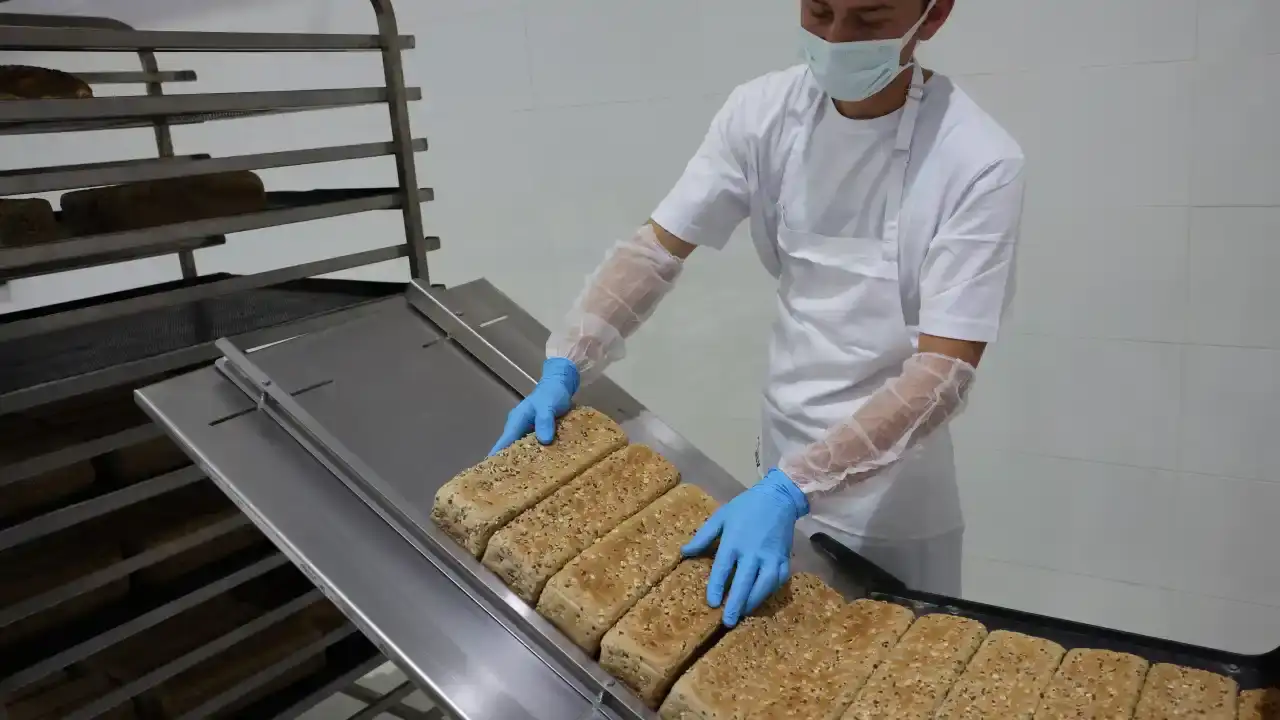 buyuksehir-2025-yilinda-5-milyonluk-ekmek-uretimi-yapti