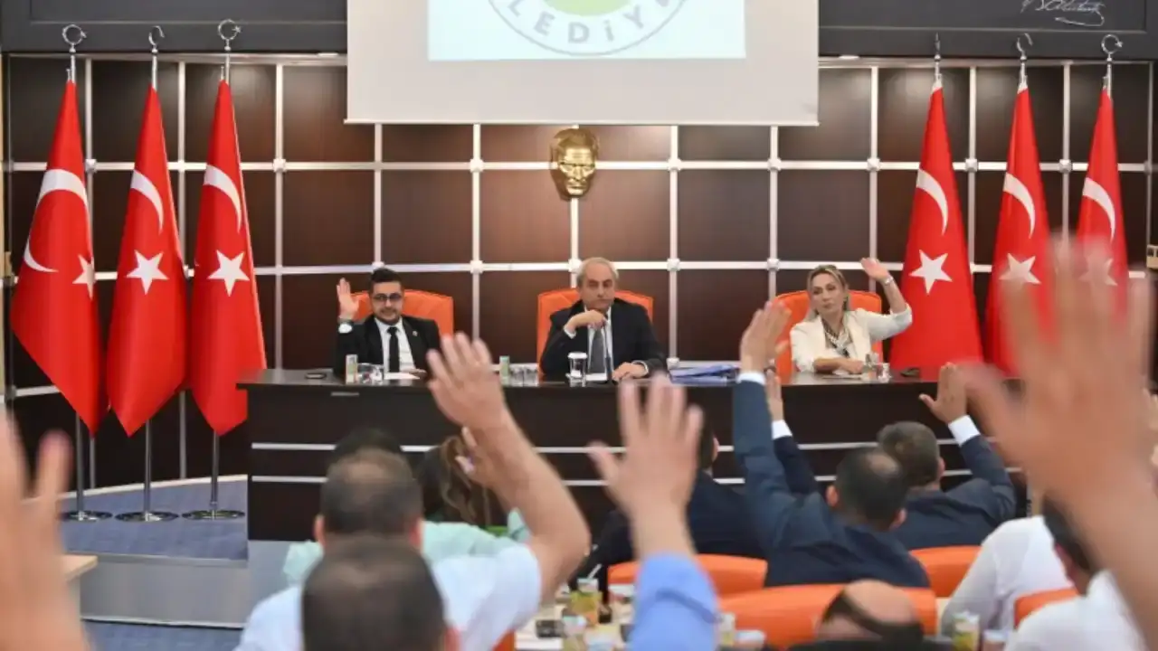 kepez-belediyesinde-buyuk-satis-masada-8-mahallede-88-tasinmaz-gundemde