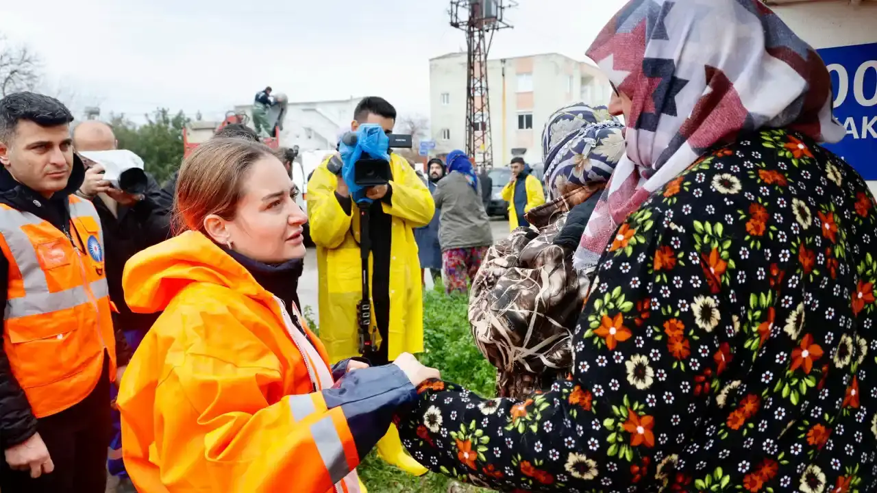 aksu-meclisinde-altintas-tartismasi-antalyada-muhittin-bocek-somurusu-var