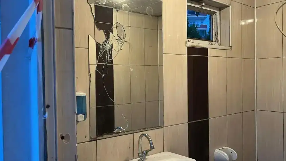 alanyada-bisikletli-eskiyalar-yakalandi-cevreye-zarar-verdiler