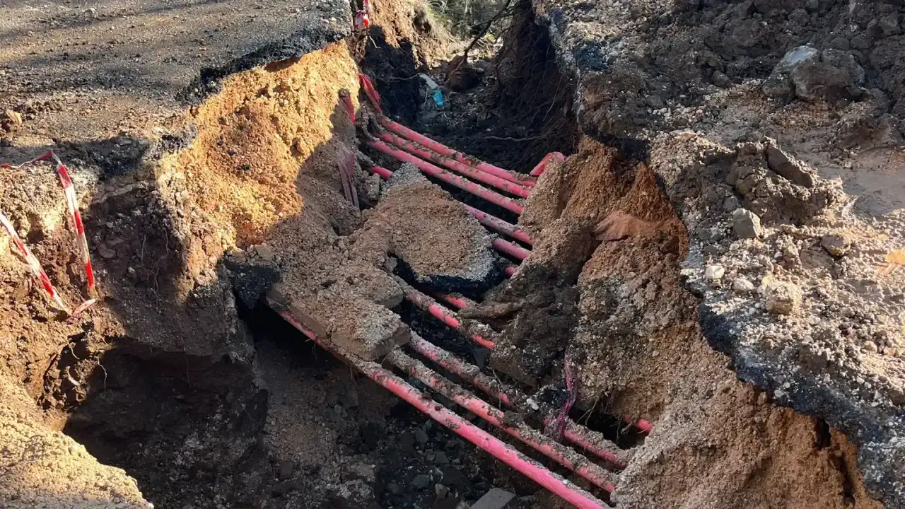 kemerde-firtinanin-izleri-siliniyor