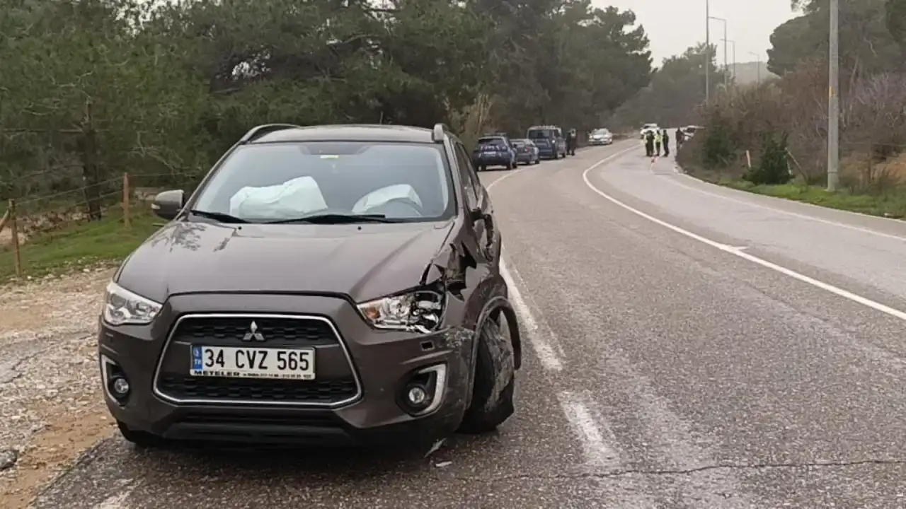 manavgat-meydana-gelen-kazada-hafif-ticari-arac-yan-yatti-2-yarali