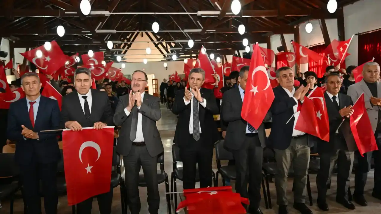 vali-sahinden-ilk-ders-merakinizi-besleyin-her-seyi-sorgulayin