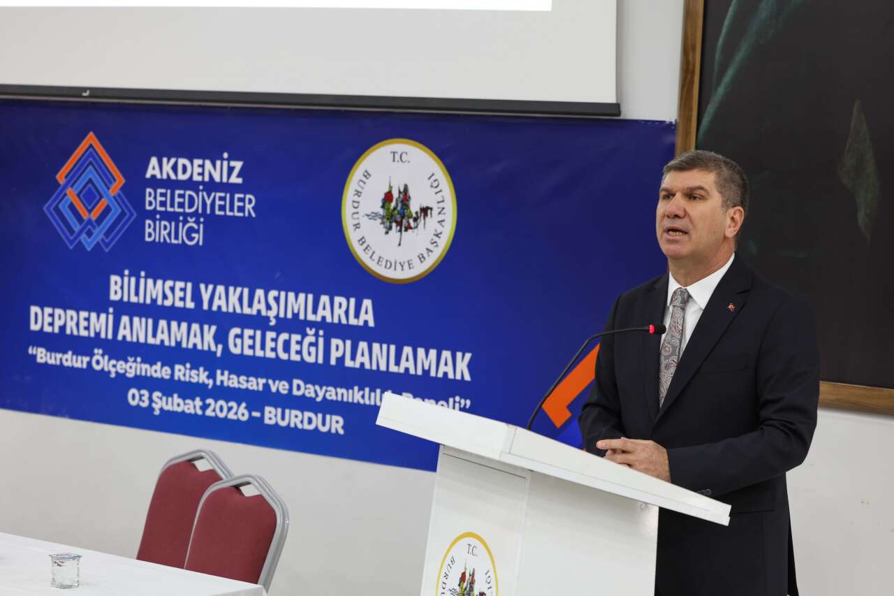 deprem-kapida-mi-akdeniz-belediyeler-birligi-burdurda-toplandi