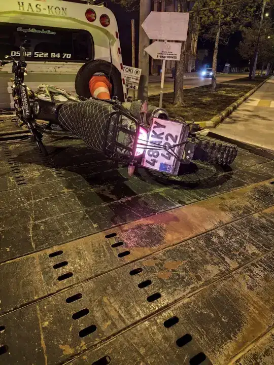 isparta-yalvacta-alkollu-motosiklet-surucusu-agir-yaralandi