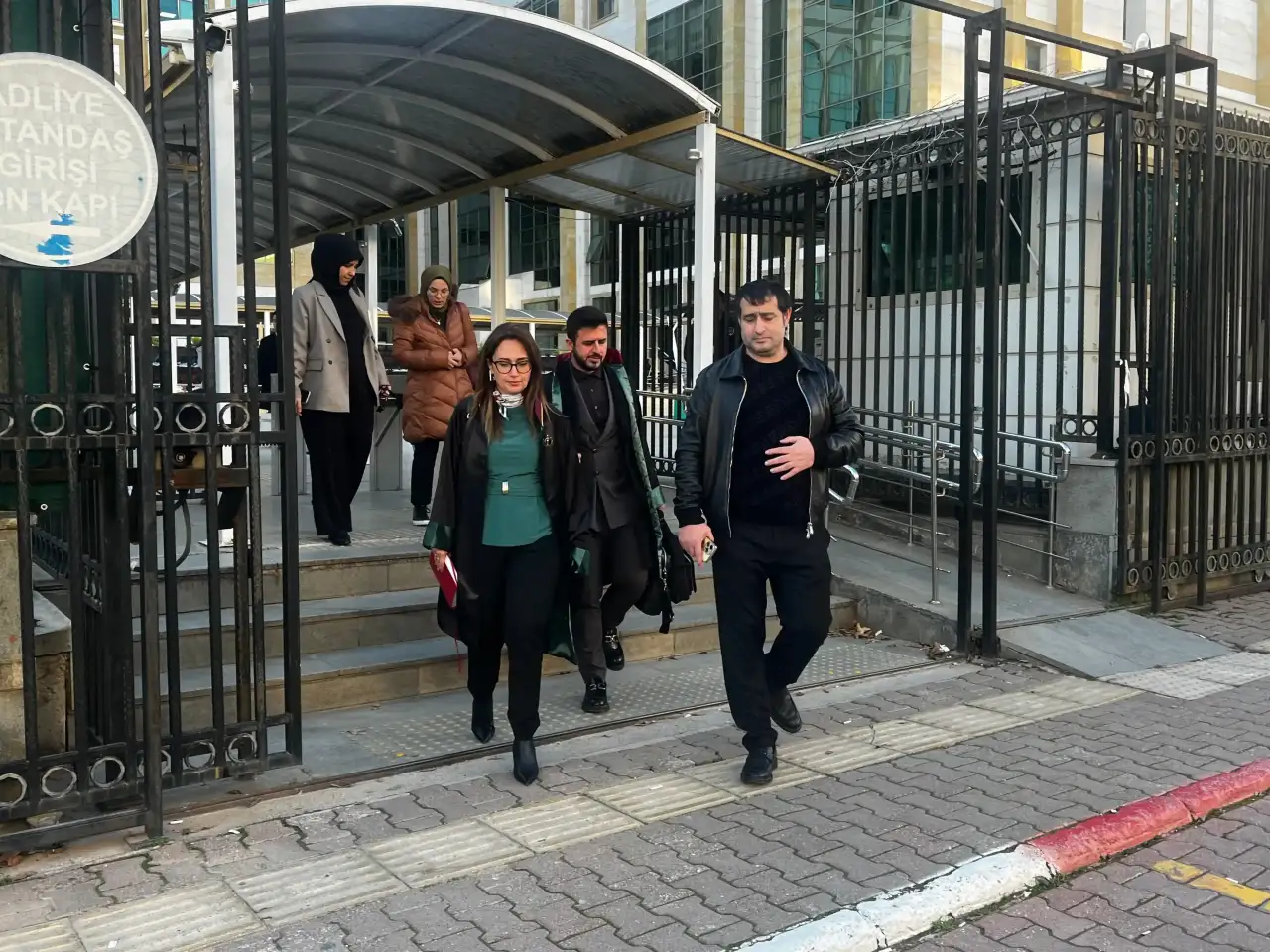 savci-azmettiriciler-icin-tutuklama-istedi