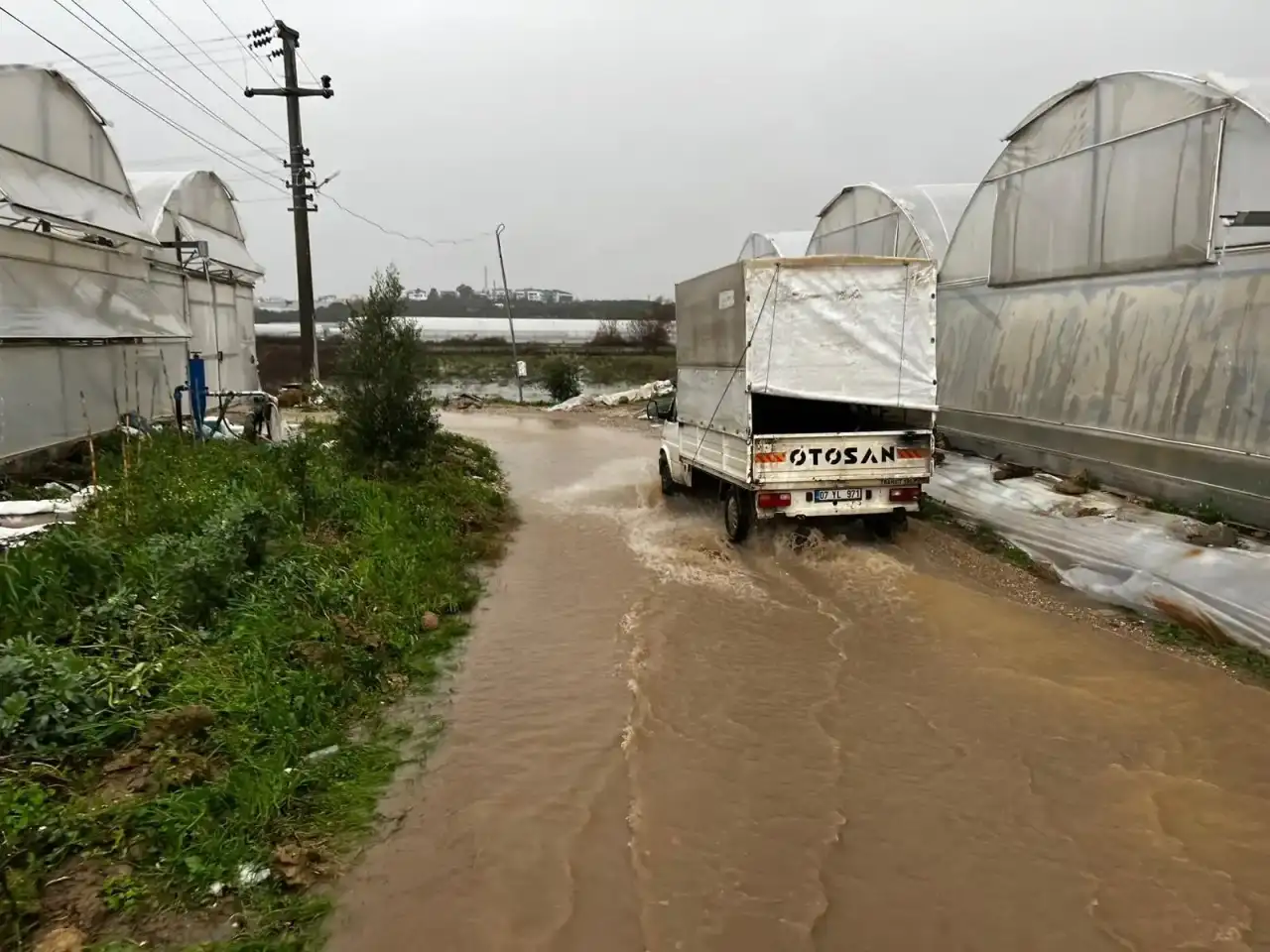 afet-aksuda-35-mahallenin-23unu-vurdu-1