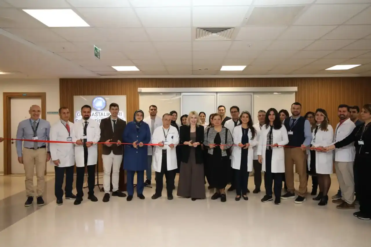 akdeniz-universitesinde-lazerle-goz-tedavisi-donemi-basladi