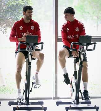 antalyaspor-karagumruk-deplasmani-icin-hazirliklarini-surduruyor