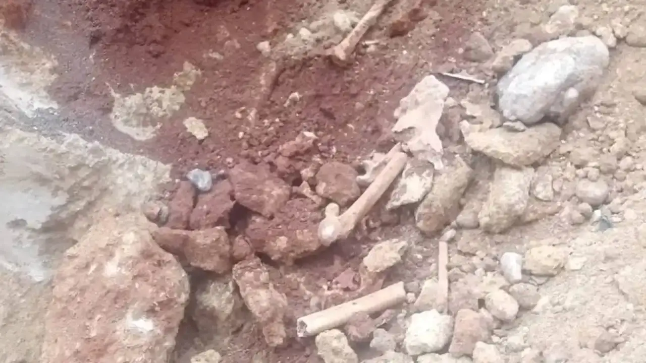 asat-kazisinda-beklenmedik-buluntular-cok-sayida-cikti