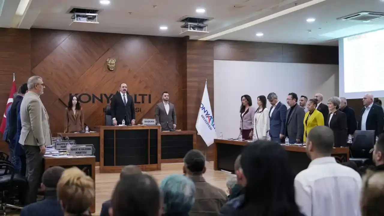 konyaalti-meclisinde-6-subat-depremi-anildi