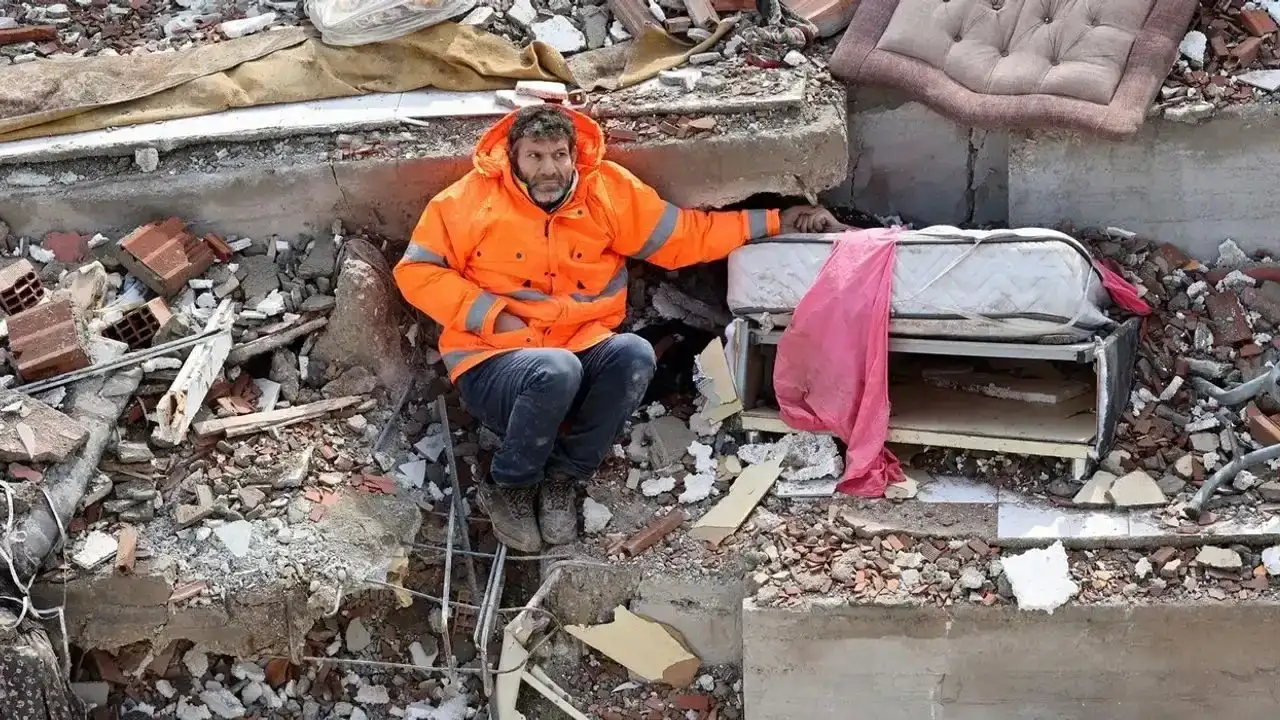 jmo-antalyadan-6-subat-depremlerinin-yildonumunde-sert-uyari