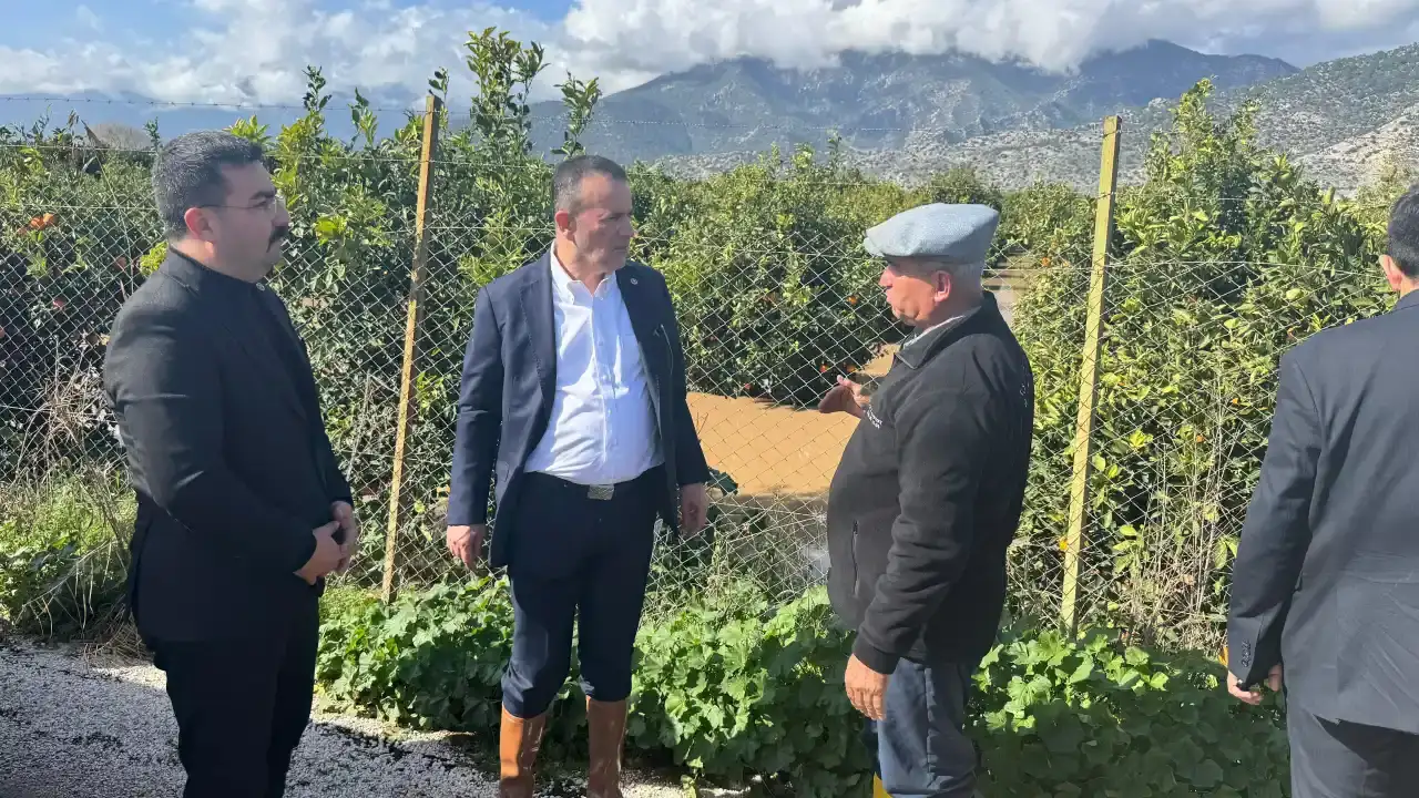 antalya-milletvekili-baskan-afet-bolgelerinde-ciftcilerle-bulustu