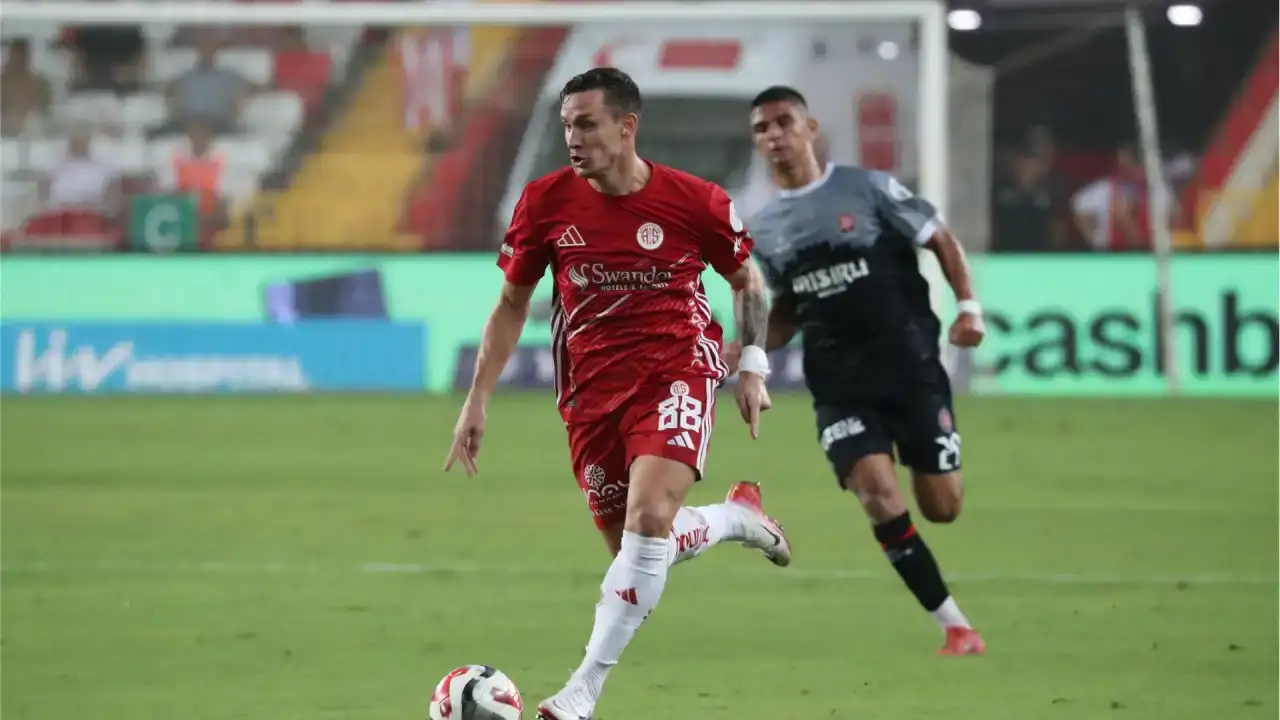 fatih-karagumruk-antalyaspor-maci-saat-kacta-hangi-kanalda-muhtemel-11ler