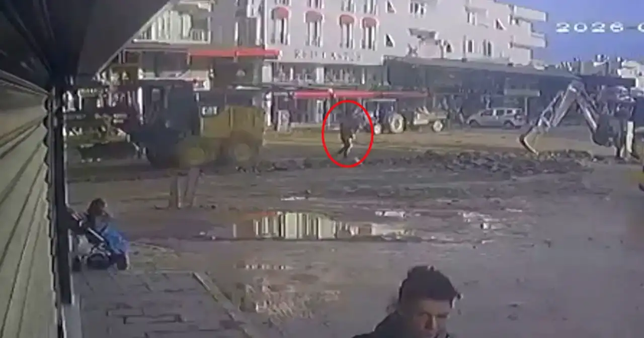 serikte-dozerin-carptigi-belediye-calisani-yaralandi