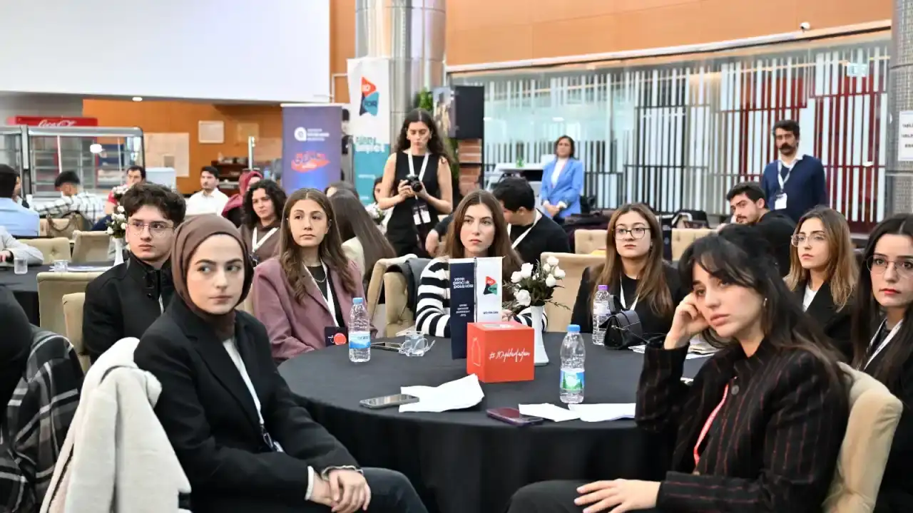 antalya-yerel-genclik-forumu-duzenlendi