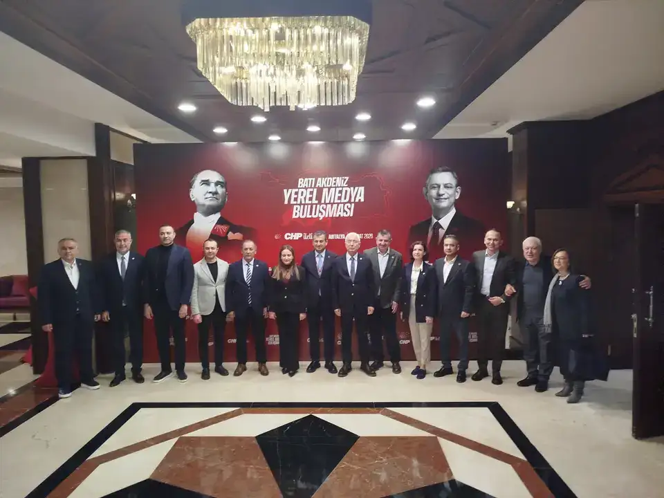 bati-akdeniz-yerel-medya-bulusmasi-antalyada