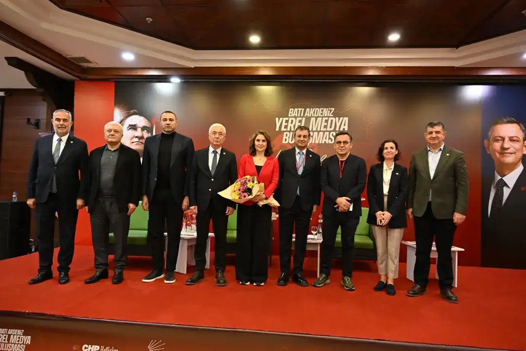 chp-bati-akdeniz-yerel-medya-bulusmasi-antalyada