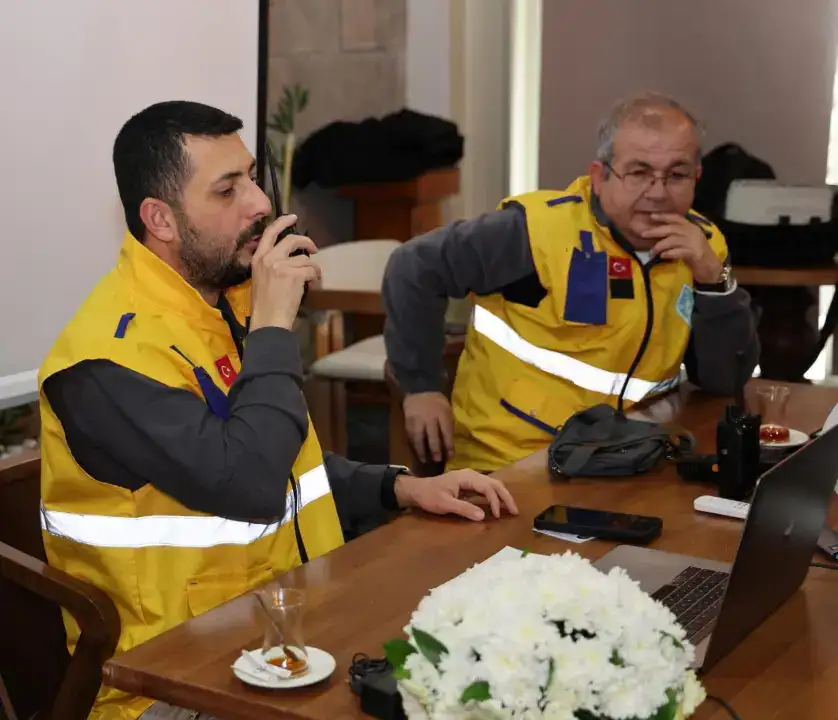 burdurda-afetlerde-amator-telsizciligin-onemi-anlatildi