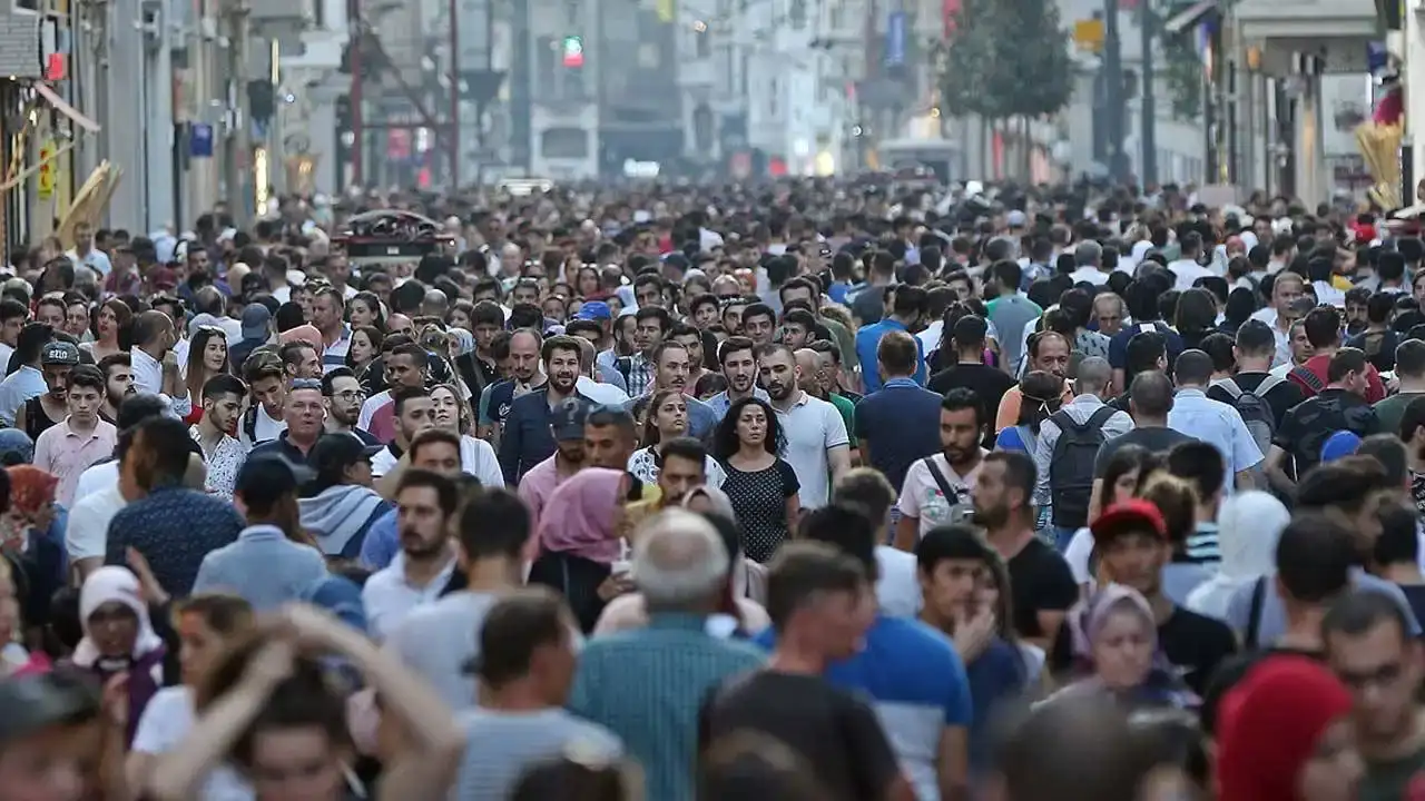 turkiyede-nufus-86-milyonu-gecti-antalyanin-nufusu-kac-oldu