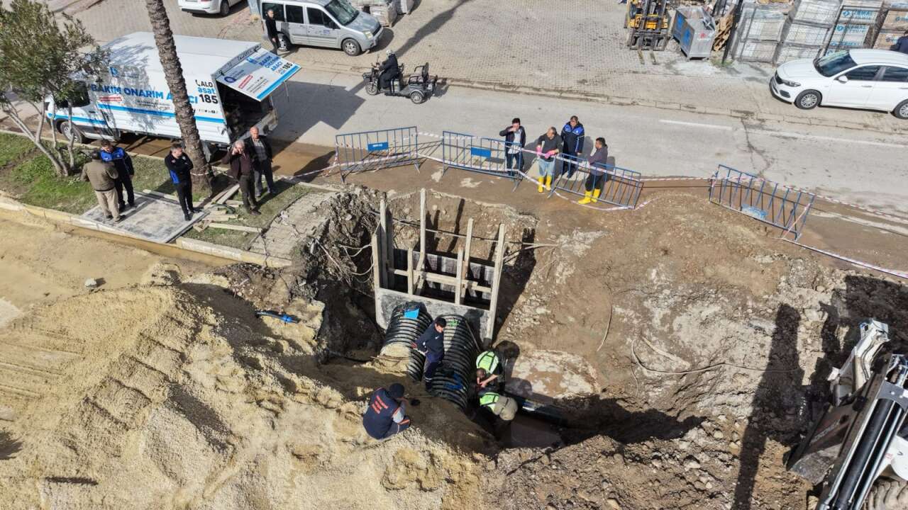 kemer-arslanbucakta-su-taskinina-karsi-altyapi-hatti