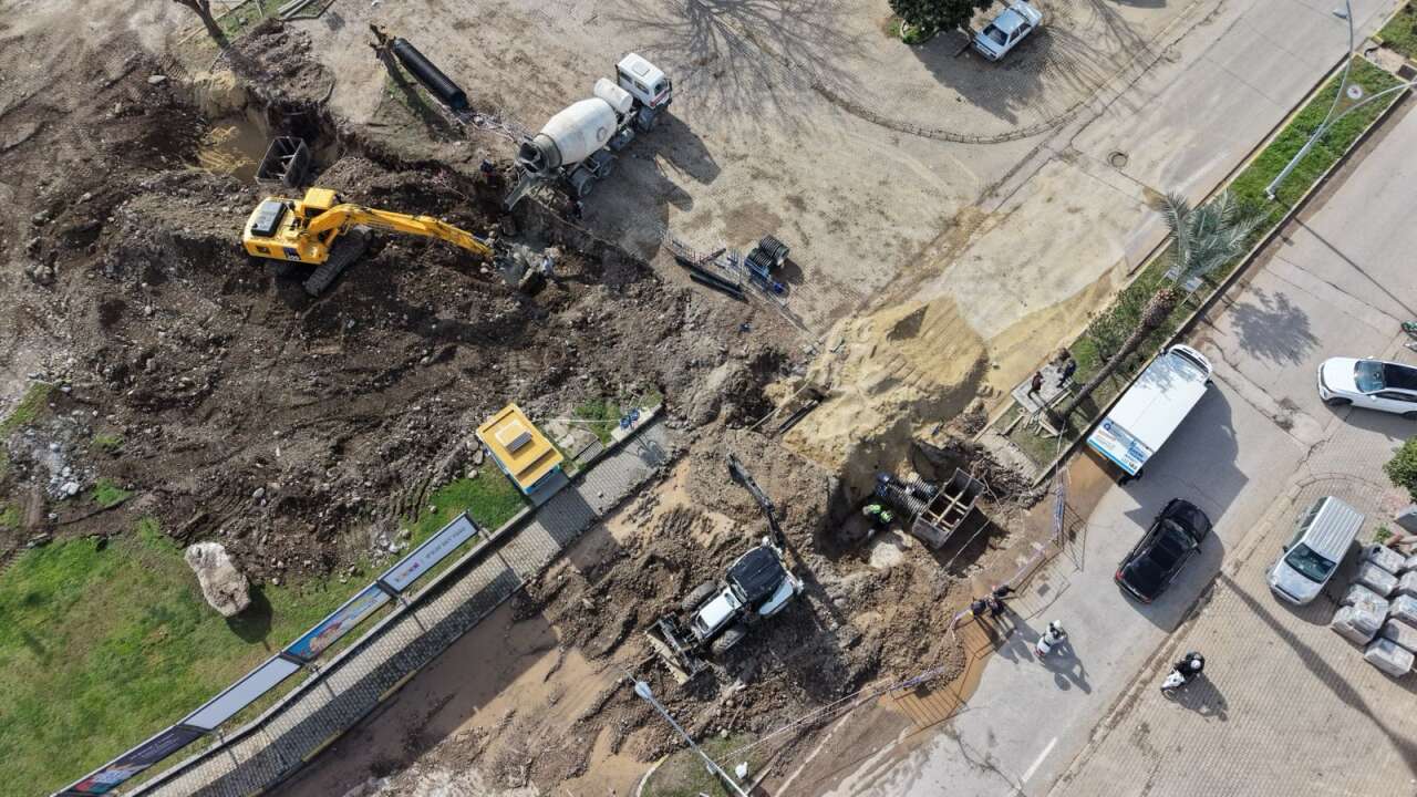 kemer-arslanbucakta-su-taskinina-karsi-altyapi-hatti