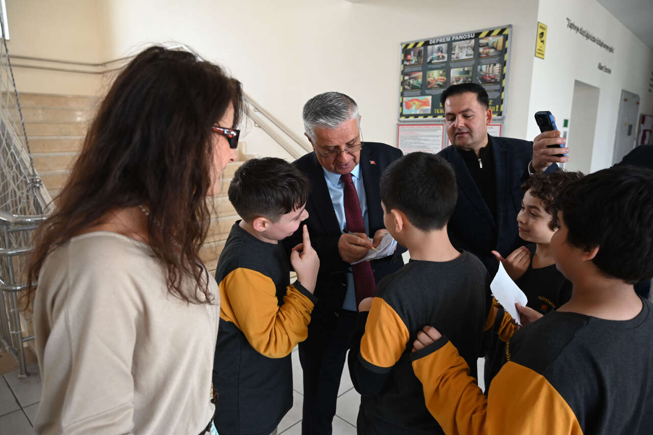 kemerde-goynuk-kutuphanesi-hizmete-acildi