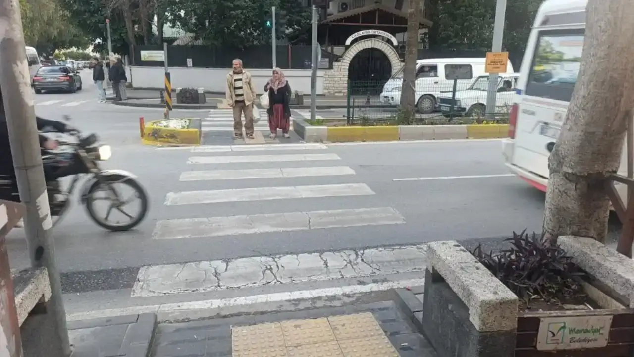 manavgatta-yaya-gecidinde-7-yasindaki-cocuga-carpip-kactilar