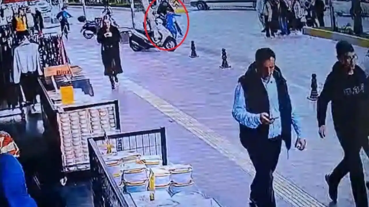 manavgatta-yaya-gecidinde-7-yasindaki-cocuga-carpip-kactilar