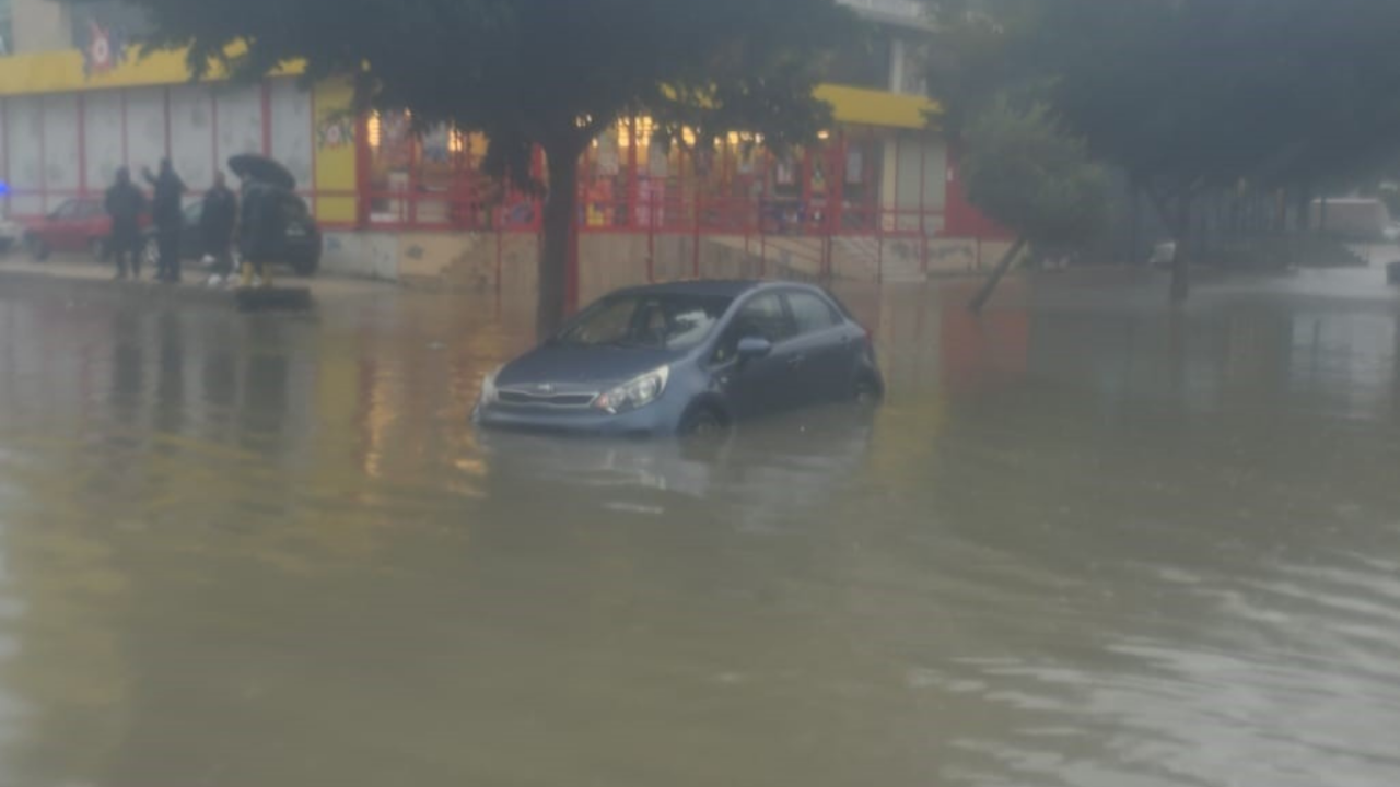 kepezustu-kavsaginda-trafik-yagisa-teslim