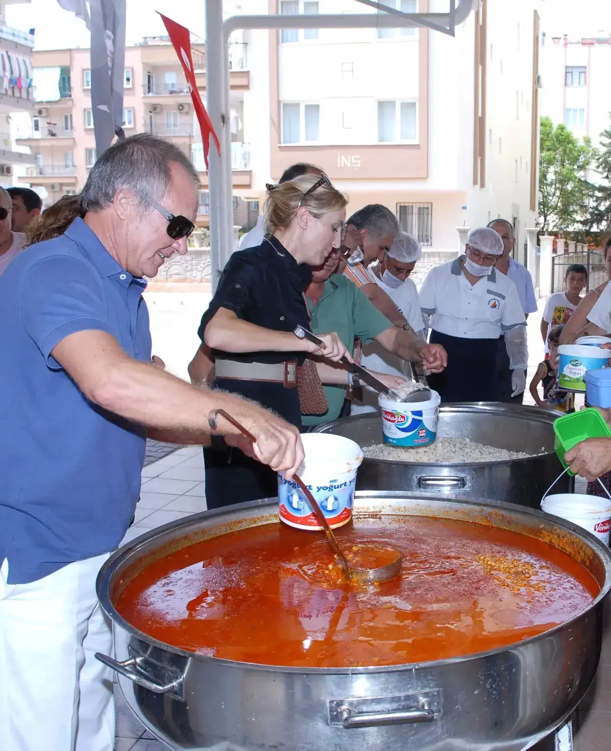 muratpasada-geleneksel-sofralari-bu-yil-kurulmayacak