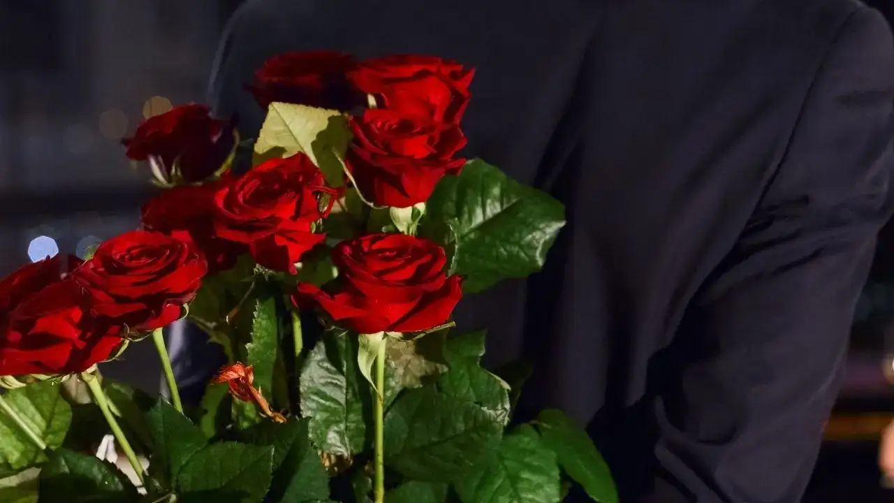 14-subatta-esnafin-yuzu-guluyor