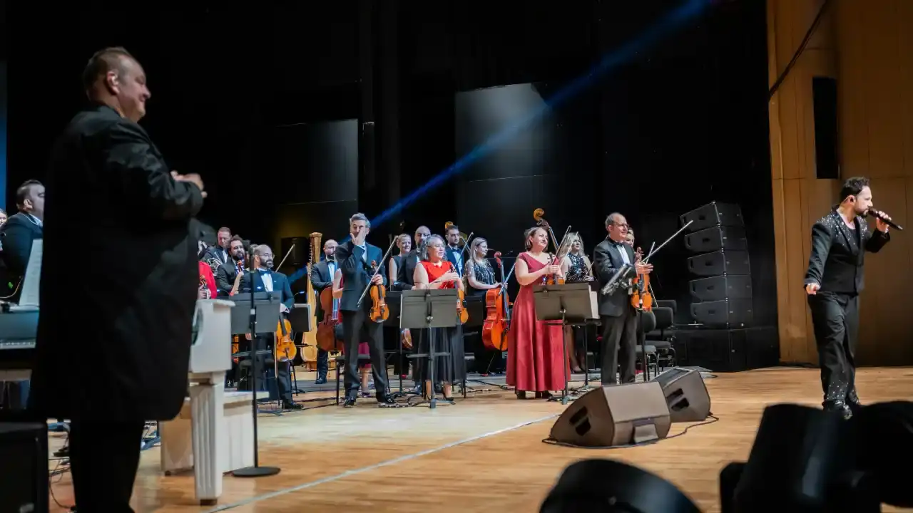 antalya-senfonisinde-ask-ruzgari