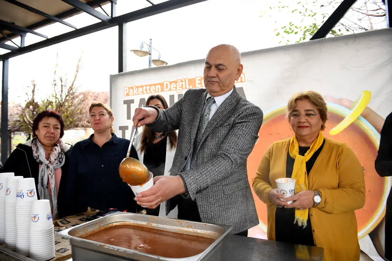 muratpasa-kadin-kooperatifinde-tarhana-gunu