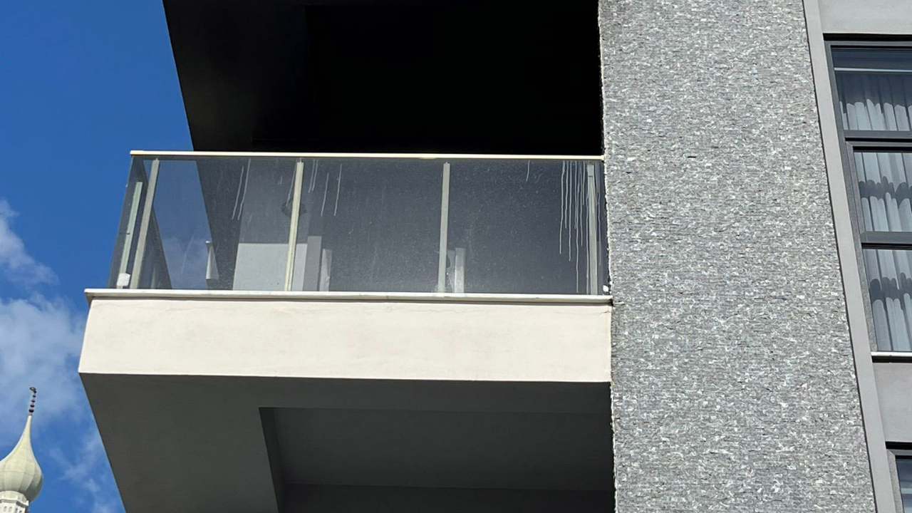 alanyada-5-katli-binada-yangin-bir-oda-kullanilamaz-hale-geldi