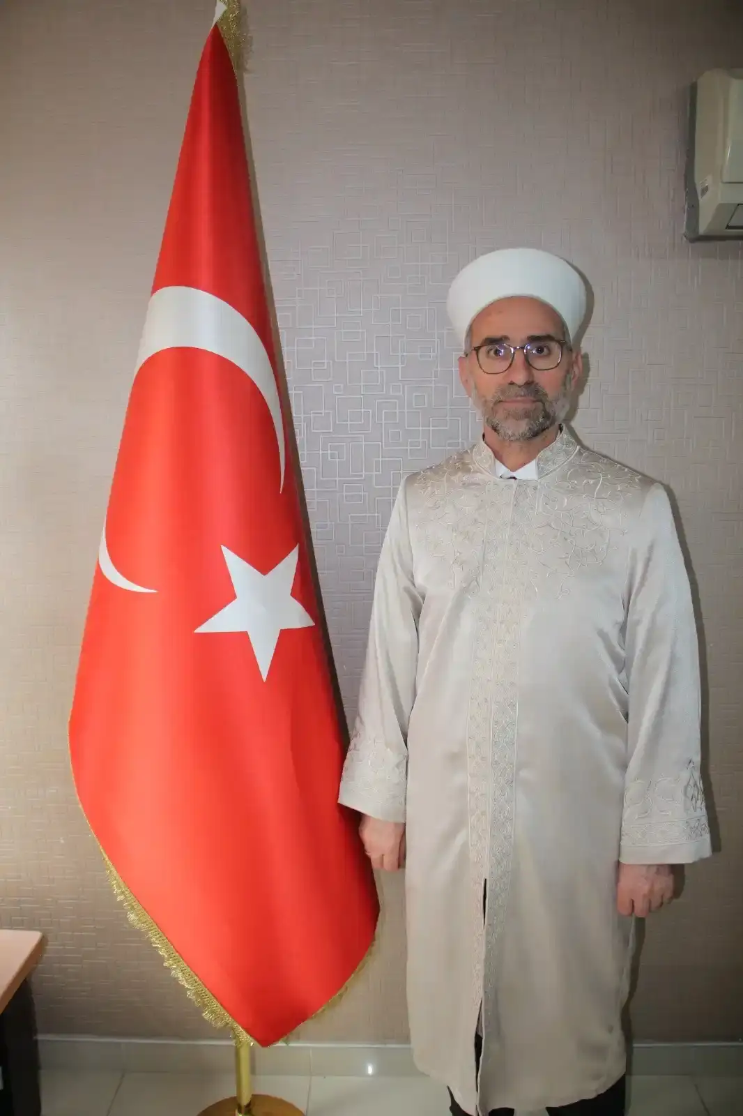 kumlucada-hatimle-teravih-kilinacak-cami-sayisi-5e-yukseldi