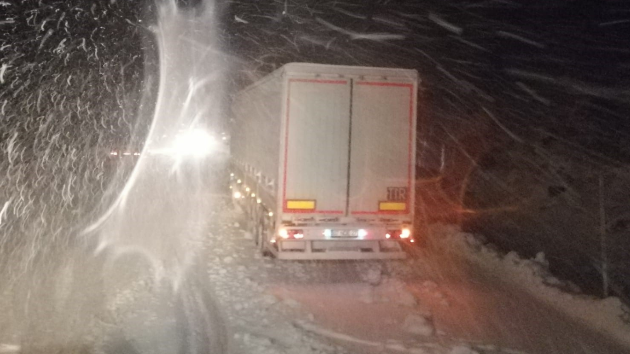 alacabel-gecidinde-kar-surprizi