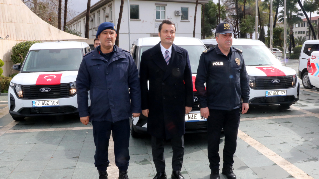 alanya-sokaklarinda-yeni-donem-araclar-sahada