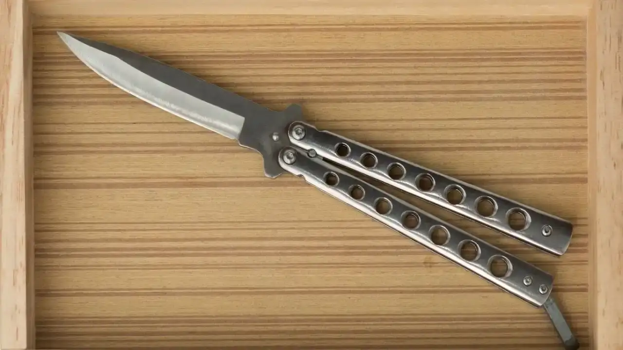 bakanlik-affetmedi-bicagin-reklamina-da-satisina-da-dev-ceza-2