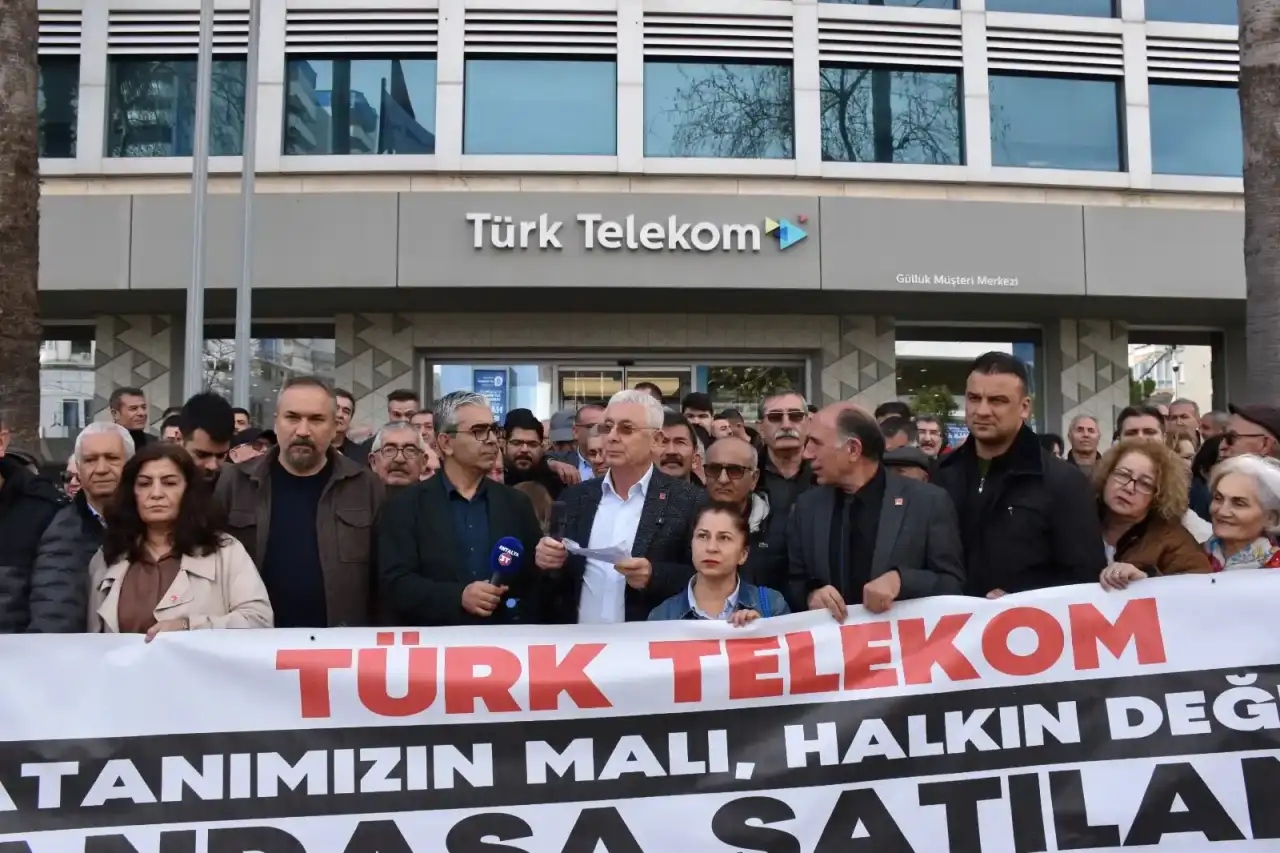 chp-antalyadan-turk-telekomda-ozellestirme-ve-taseronlasmaya-karsi-sert-tepki