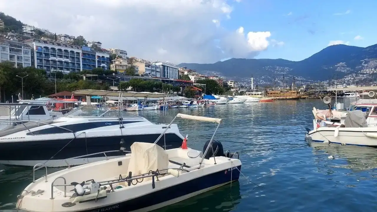 alanya-balikci-barinagindaki-zamlari-antalya-milletvekili-kaya-tbmmye-tasidi