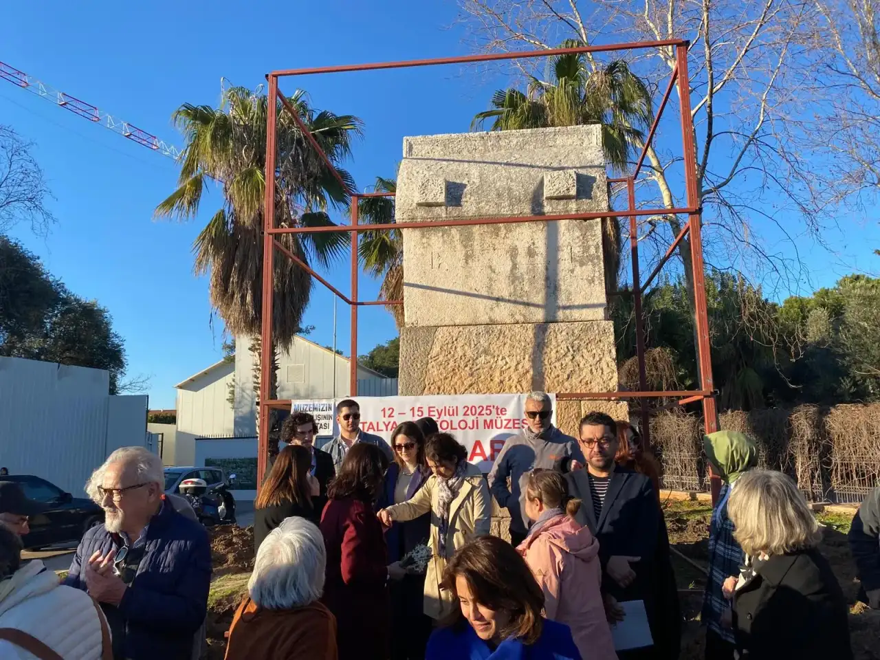 antalya-arkeoloji-muzesinden-sonra-sira-otelcilik-okulunda-mi