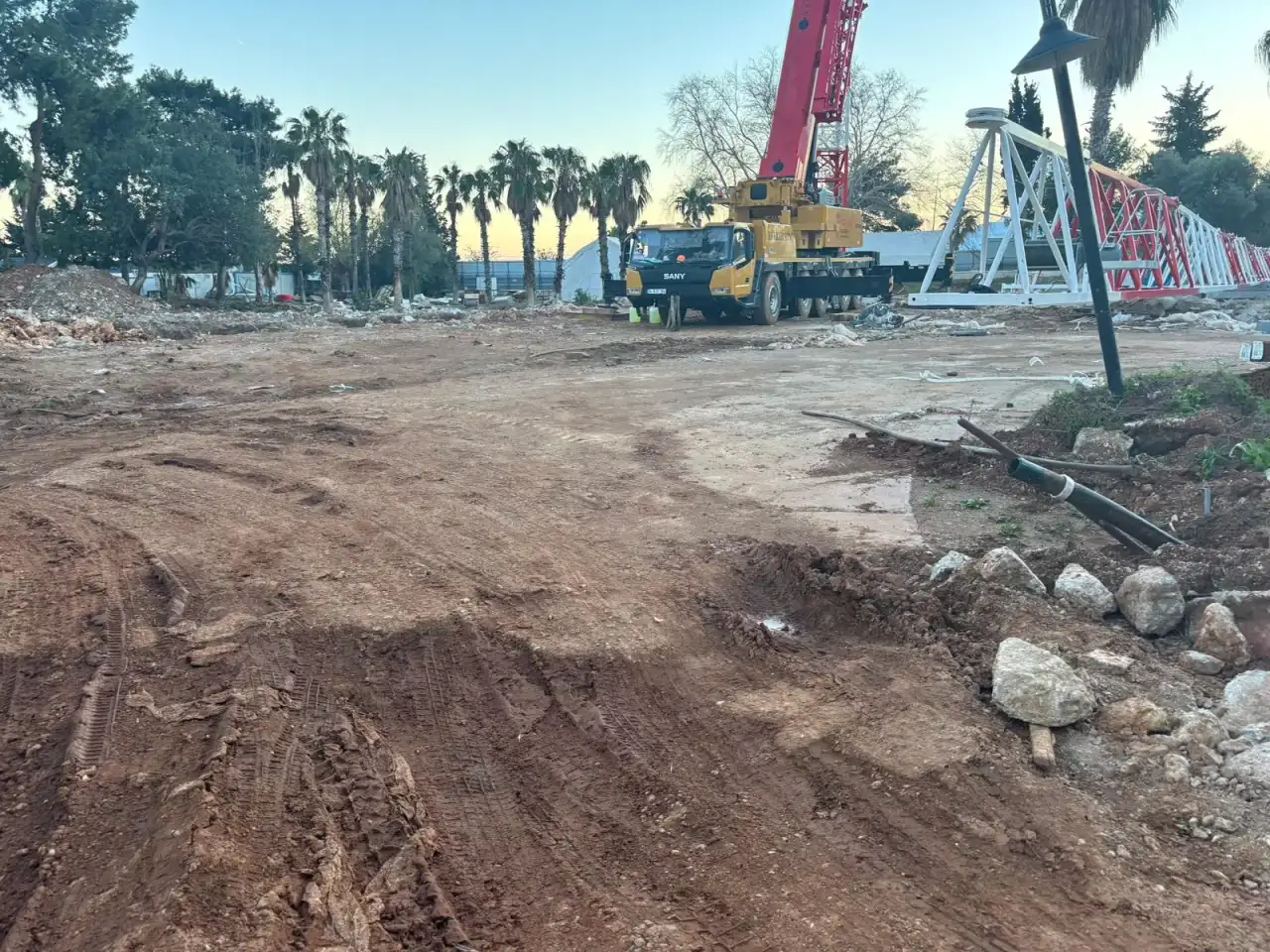 antalya-arkeoloji-muzesinden-sonra-sira-otelcilik-okulunda-mi