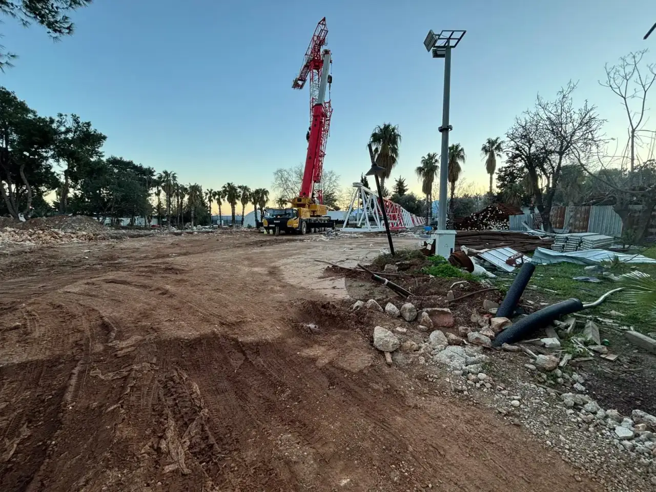 antalya-arkeoloji-muzesinden-sonra-sira-otelcilik-okulunda-mi