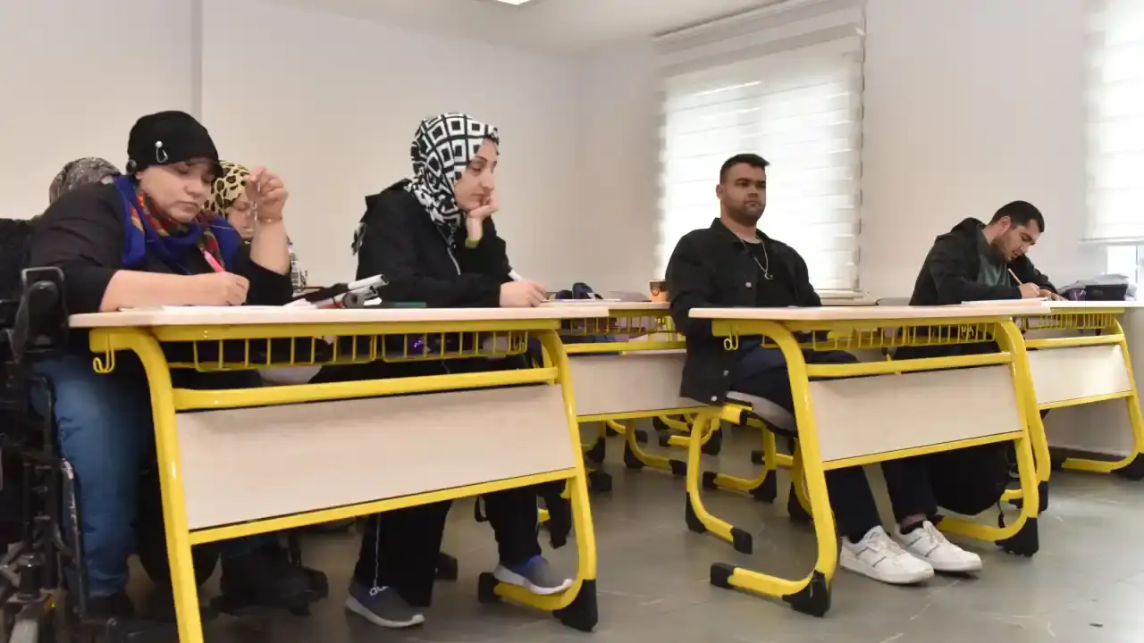 antalyada-ekpss-engelli-adaylara-sinavsiz-destek